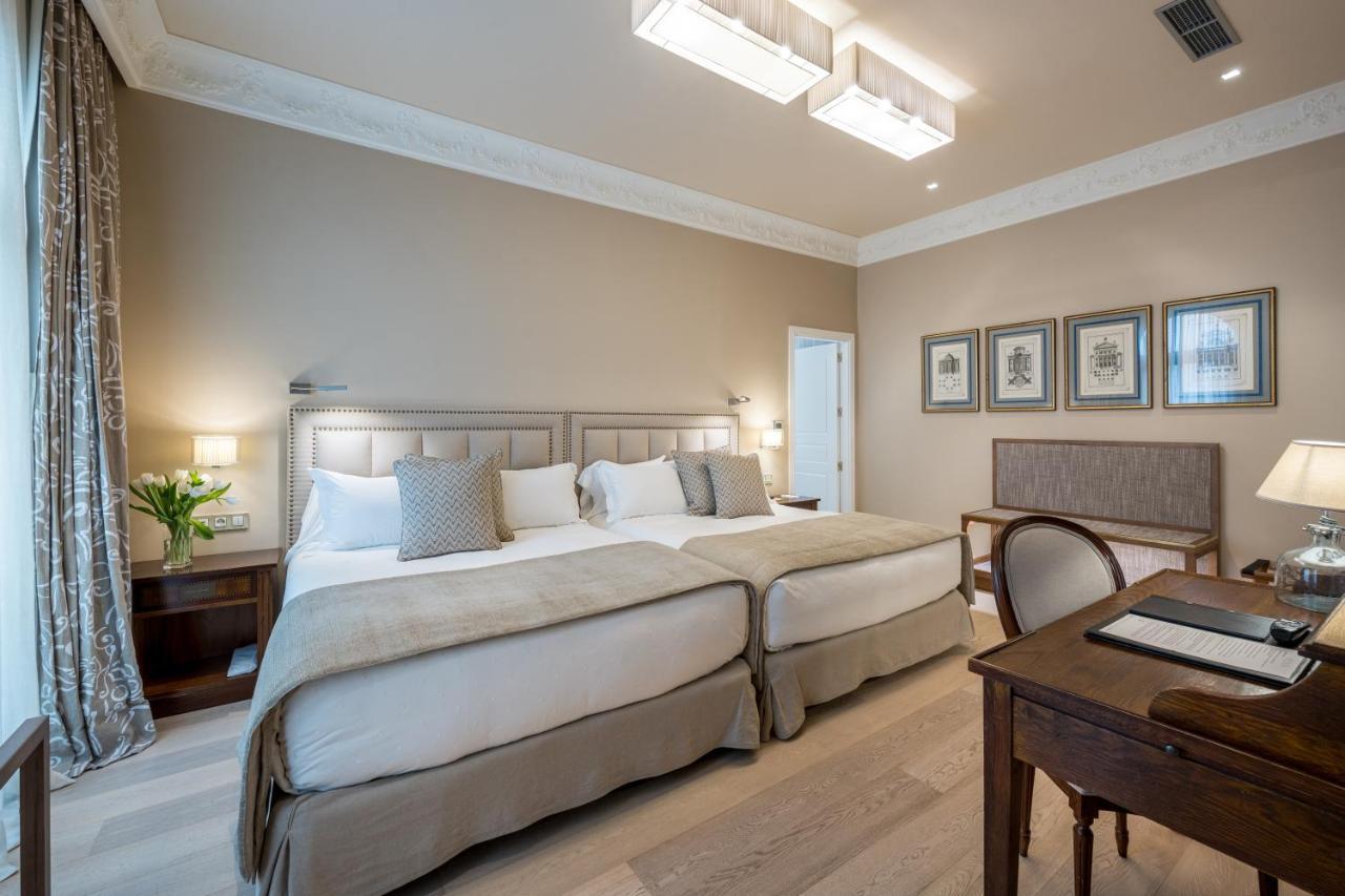 Hotel Rector ซาลามังกา ภายนอก รูปภาพ Deluxe room