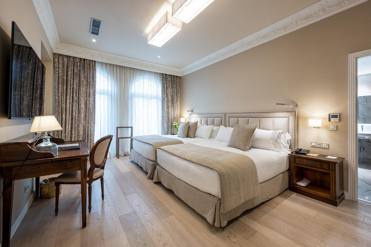 Hotel Rector ซาลามังกา ภายนอก รูปภาพ Deluxe room