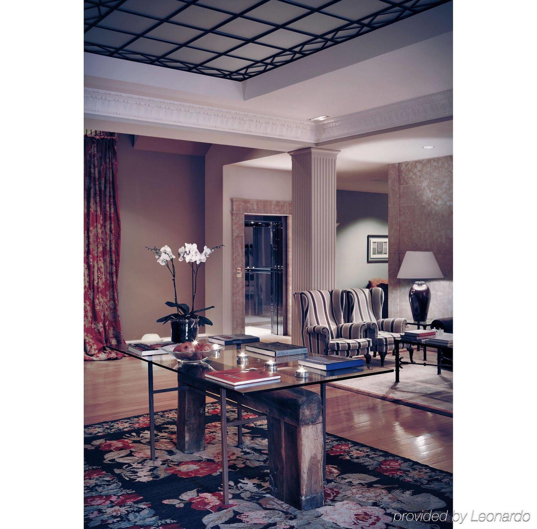 Hotel Rector ซาลามังกา ภายนอก รูปภาพ A dining room